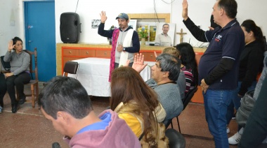 El Padre Andrés Benítez bendijo el Centro Cultural Carlos Mugica de San Martin