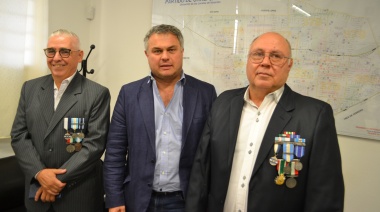 Santiago López Medrano recibió a Julio Suarez y Armando Naddeo, veteranos de Guerra de Malvinas
