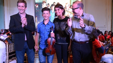 El Municipio de Tigre entregó nuevos instrumentos para sus orquestas infanto juveniles