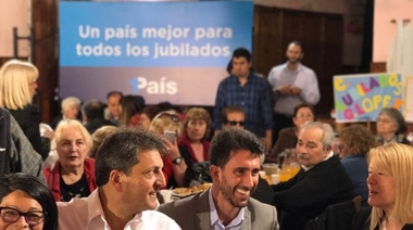 Massa y Eslaiman en San Martín:"La Argentina necesita un sistema jubilatorio fuerte, y no vamos a permitir que el Gobierno cambie la edad jubilatoria"