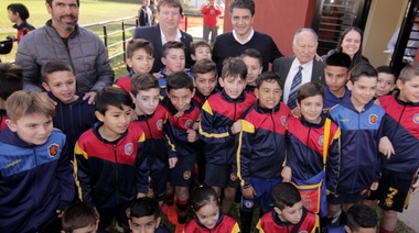 Jorge Macri y Soledad Martínez presentaron la nueva cancha auxiliar del Club Atlético Colegiales