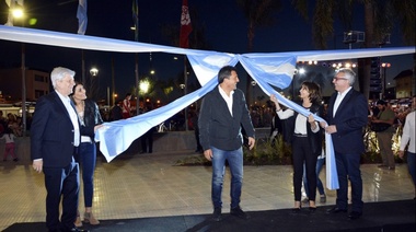Julio Zamora, Luis Andreotti y Sergio Massa, inauguraron la nueva Plaza del Canal
