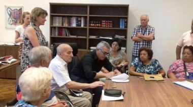 Zamora y 13 centros de jubilados presentaron un amparo contra la reforma jubilatoria