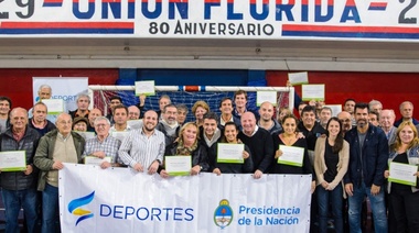 Jorge Macri y Carlos Mac Allister entregaron subsidios a los clubes de barrio de Vicente López
