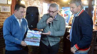 Julio Zamora compartió el festejo por el 37° aniversario del Tigre Rugby Club