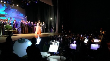 Con una gran puesta en escena, “La Traviata” se presentó en San Martín