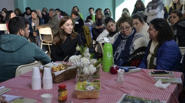 María Eugenia Vidal anunció una línea de apoyo económico a organizaciones comunitarias