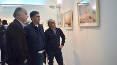 Néstor Grindetti expone sus fotos en el Concejo Deliberante de Vicente López