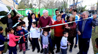 Andreotti inauguró la nueva Plaza “Madre Teresa”