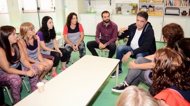 Jorge Macri compartió una jornada con docentes del Jardín Maternal Nº8