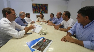 Vidal recibió a intendentes PRO, para hablar sobre obras del Fondo Educativo
