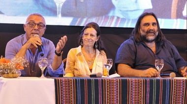 Julio Zamora: "Los docentes quieren enseñar, los chicos quieren aprender y queremos tener una gobernadora que sepa gobernar"