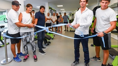 Se inauguró un nuevo gimnasio de musculación en el Poli 3