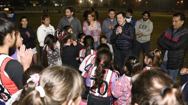 Leo Nardini visitó la filial de River Plate en Grand Bourg