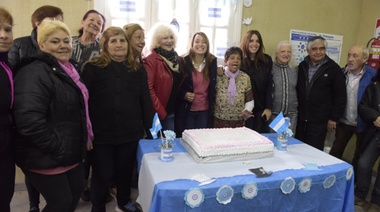 Luisa Albinoni visitó la Colonia Municipal de Adultos Mayores