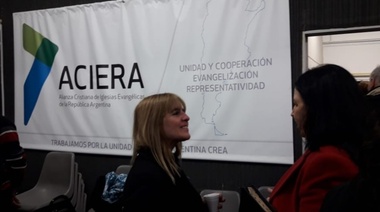 Silvina Ayus, la candidata cristiana en Tres de Febrero, participó en ACIERA