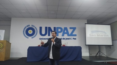 Javier Cardei participó de un seminario de gestión y política del deporte en la UNPAZ