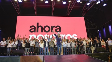 Vidal cerró la campaña bonaerense junto a intendentes en Vicente López