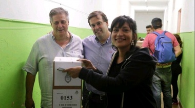 Votó Lis Díaz: "Espero que cantemos victoria con el Frente de Todos"