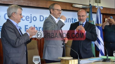 Diego Valenzuela asumió un nuevo mandato como intendente : “Vamos a dar todo para que Tres de Febrero siga avanzando”