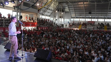 Gran fiesta en el cierre de las colonias municipales en Morón