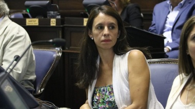 Roxana López: "La Provincia tiene nuevas prioridades: la niñez y los sectores postergados"