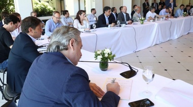 El Presidente recibe a los intendentes del Área Metropolitana de Buenos Aires