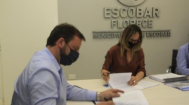 Malena Galmarini y Ariel Sujarchuk recorrieron un acueducto que beneficiará a 490.000 vecinos y vecinas de Escobar