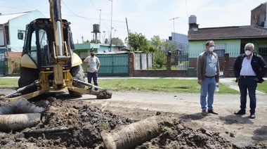 Junto a su equipo, Julio Zamora recorrió obras de revalorización urbana en más puntos de Tigre