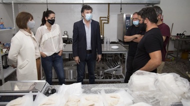 Patricia Bullrich y Gustavo Posse visitaron una fábrica