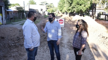 Nardini visitó la obra de la calle Luis Vernet