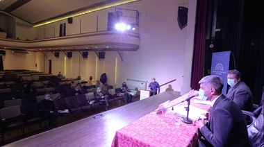 El HCD de Escobar realizó la Quinta Sesión Ordinaria y la Asamblea de Concejales y Mayores Contribuyentes en el Teatro Seminari