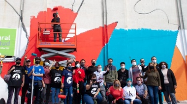 Gabriel Katopodis, Leonardo Grosso y Pablo Puebla participaron del inicio de un mural colectivo en José León Suarez