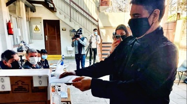 Jorge Macri votó en el Colegio San Nicolás