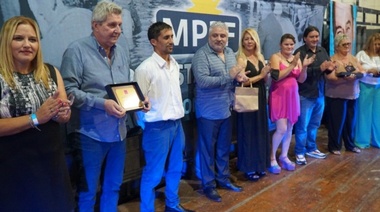 Masivo acto de cierre de la Mesa Peronista de Tres de Febrero