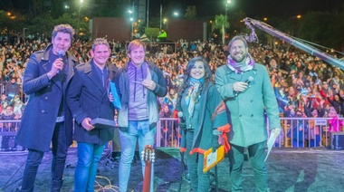 Nahuel Pennisi cantó ante más de 7.000 personas en San Fernando