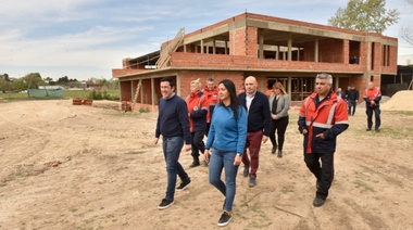 Noe Correa y Leo Nardini recorrieron la obra del nuevo anexo de Defensa Civil