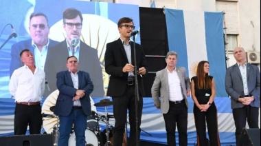 El Municipio homenajeó a veteranos de Malvinas de Morón y familiares de caídos