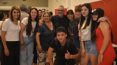 Julio Zamora con jóvenes de Rincón de Milberg: “La escucha nos va a permitir generar más y mejores propuestas para las nuevas generaciones"