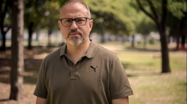 Valenzuela salió a concientizar a viva voz para que no se tire basura en las esquinas