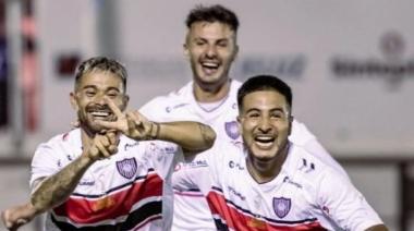 Chacarita continúa entusiasmando a San Martín: 3-1 a Tristán Suárez para ser líder