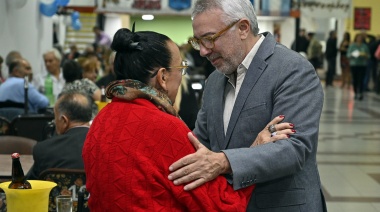 Julio Zamora acompañó el 41° aniversario del Centro de Jubilados y Pensionados 2 de Abril