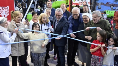 Julio Zamora inauguró la puesta en valor de la Plazoleta "Pichi Huinca", el espacio público N°83 renovado en su gestión