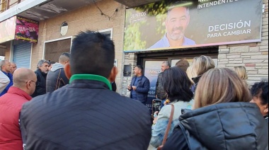 Petrillo inauguró un local partidario en Billinghurst
