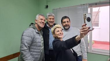 Homenajearon a los fusilados de José León Suárez con una Feria del Libro peronista en San Martín