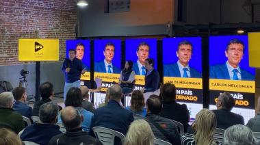 Soledad Martínez arrancó fuerte la segunda etapa de la campaña junto a Melconian y comerciantes locales