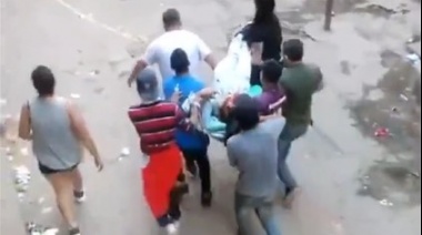 Fuerte Apache: Tres heridos de bala en medio de una disputa entre dos hombres por el amor de una mujer