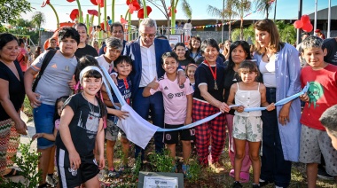 Julio Zamora inauguró la Plaza Latinoamérica acompañado por la vecinas y vecinos de Don Torcuato