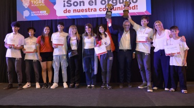 Julio Zamora encabezó el acto de reconocimiento a vecinas y vecinos que participaron de los Juegos Bonaerenses y Juegos Nacionales Evita 2023