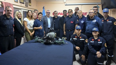 Julio Zamora presentó nuevo equipamiento destinado a mejorar el servicio de los Bomberos Voluntarios de General Pacheco